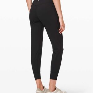 lululemon Align Jogger 28”